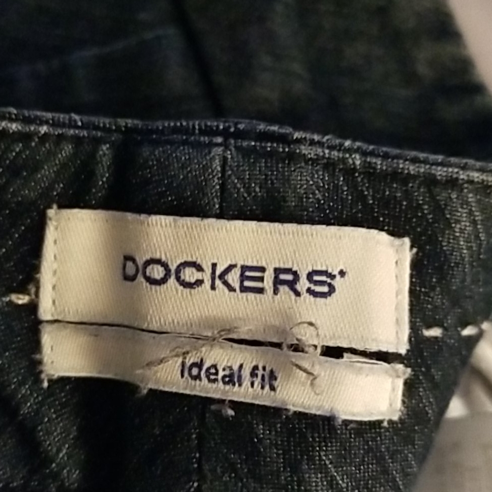 Wonderful fit and feel dockers soft stretch